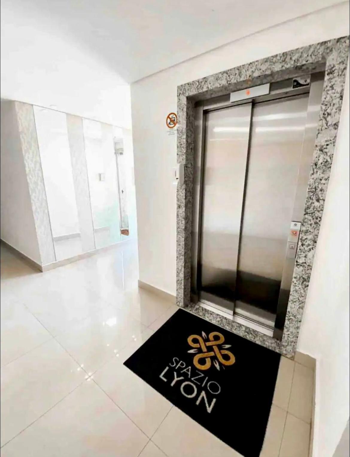 Ap Completo Vista Rua Arcond Wifi Piscina Londrina